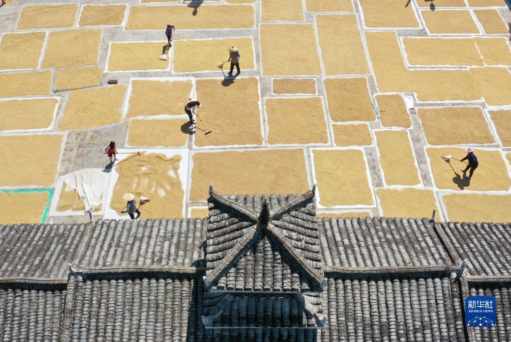 奔驰宝马电玩城在线